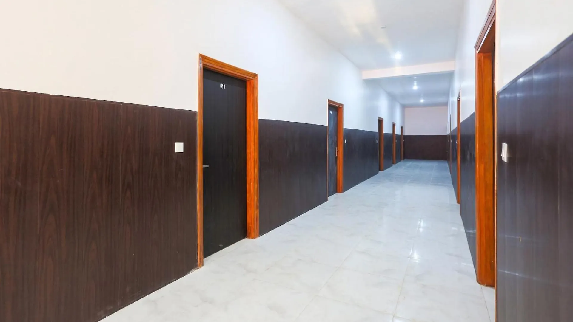 Hotel O Mayur Hotel Delhi  4*, Delhi (National Capital Territory of India)
