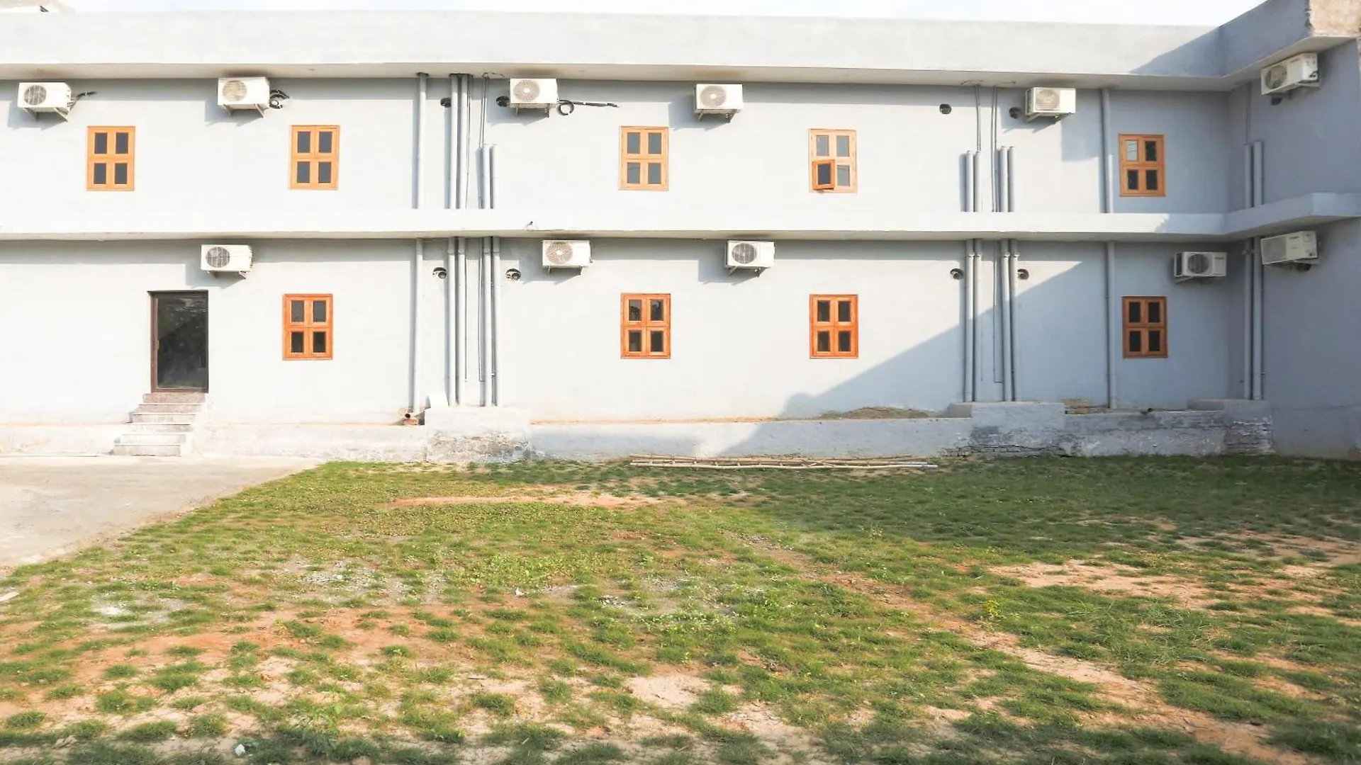 Hotel O Mayur Hotel Delhi  Delhi (National Capital Territory of India)