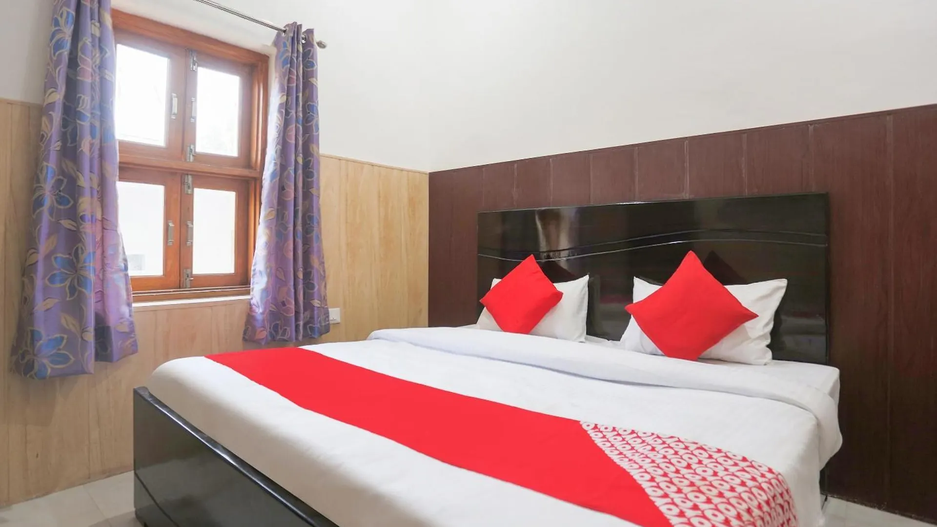 Hotel O Mayur Hotel Delhi